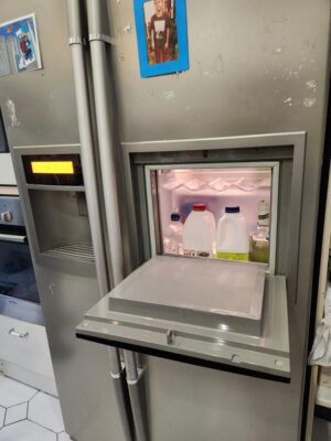 LG Fridge & Freezer - Image 6